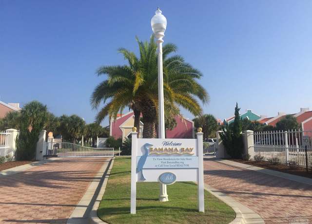 Property at 13936 Playa Way, Pensacola, FL 32507, 3 beds, 2.5 baths