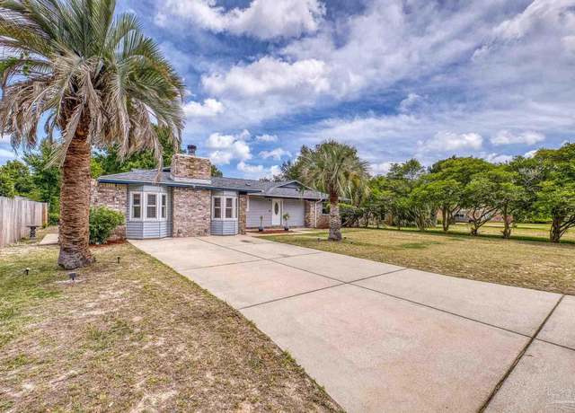 Property at 1474 El Rito St, Gulf Breeze, FL 32563, 3 beds, 2 baths
