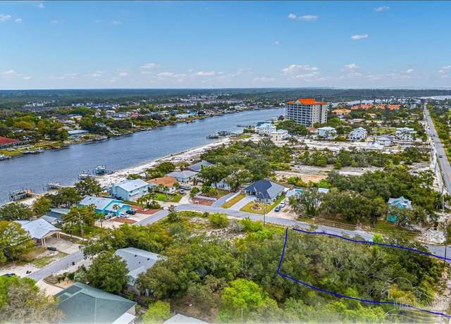 Property at 14000 Waterview Dr, Pensacola, FL 32507