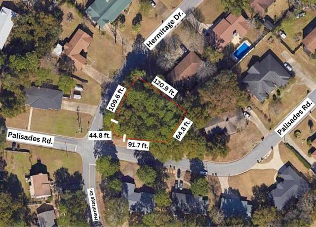 Property at 6000 Hermitage Dr, Pensacola, FL 32504