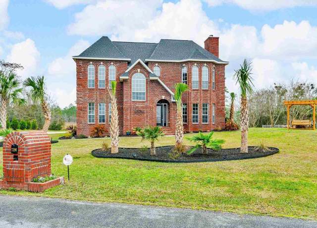 Property at 7390 San Ramon Dr, Milton, FL 32583, 3 beds, 2.5 baths