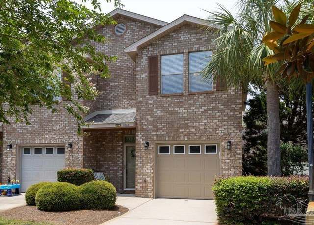 Property at 8868 Sanderling Ln, Navarre, FL 32566, 3 beds, 2.5 baths