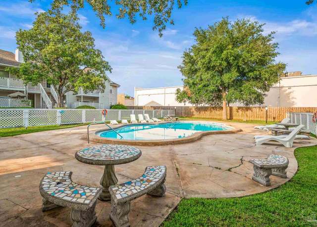 Property at 601 E Burgess Rd Unit K1, Pensacola, FL 32504, 2 beds, 2.5 baths