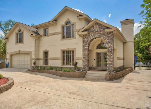 Property at 311 Edgewater Dr, Pensacola, FL 32507, 4 beds, 2.5 baths