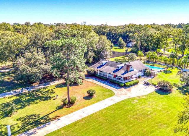 Property at 941 Summer Shade Ln, Cantonment, FL 32533, 3 beds, 3 baths