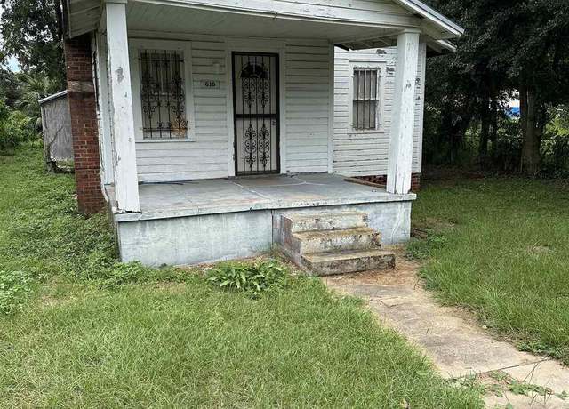Property at 810 N Kirk St, Pensacola, FL 32505, 2 beds, 1 bath
