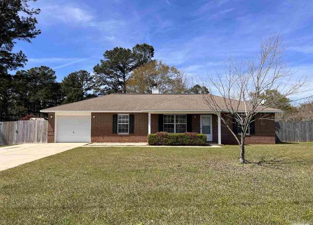Property at 5541 Education Dr, Pace, FL 32571, 3 beds, 2 baths