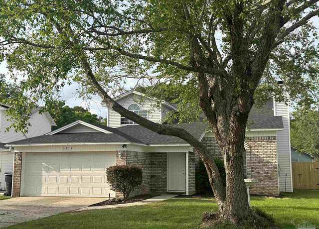 Property at 3538 Flintwood Cir, Pensacola, FL 32504, 4 beds, 2.5 baths