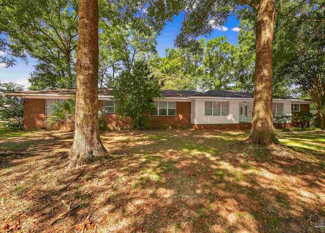 Property at 921 Lisa Hill Dr, Cantonment, FL 32533, 3 beds, 3 baths
