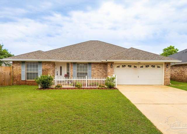 Property at 9793 Parker Lake Cir, Navarre, FL 32566, 4 beds, 2 baths