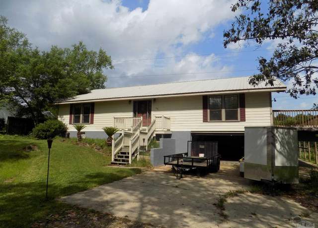 Property at 1730 Crystal Dr, Cantonment, FL 32533, 5 beds, 2.5 baths