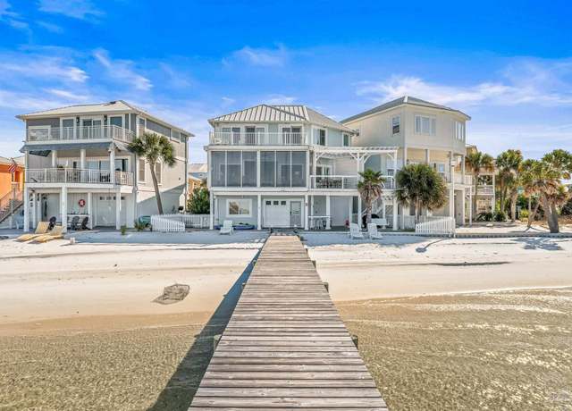Property at 1444 Homeport Dr, Navarre, FL 32566, 5 beds, 3.5 baths