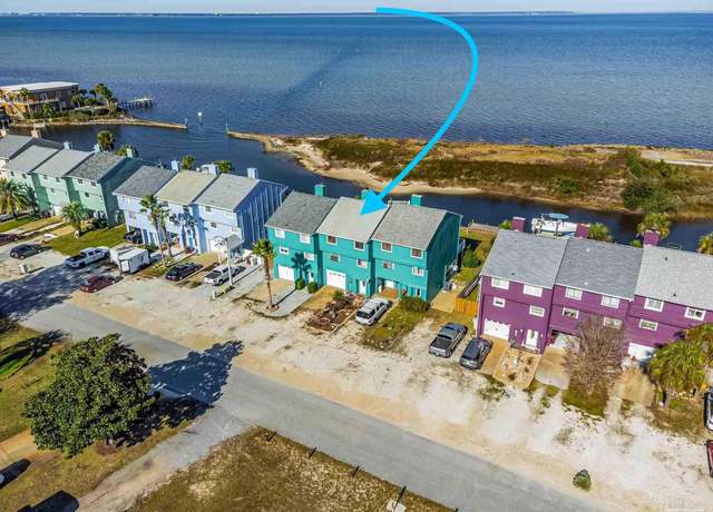 Property at 3220 Quietwater Ln, Gulf Breeze, FL 32563, 2 beds, 2.5 baths