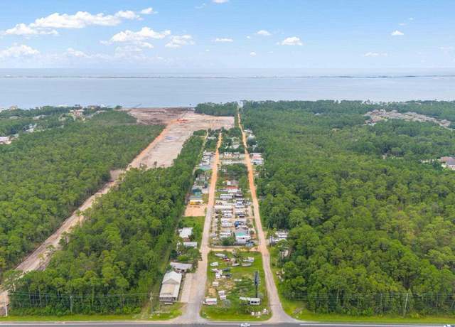 Property at 1424 Suncrest St, Gulf Breeze, FL 32563