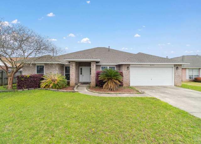 Property at 6492 Sarasota St, Pensacola, FL 32526, 4 beds, 2.5 baths