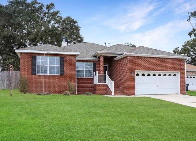Property at 9825 Crestmont Cir, Pensacola, FL 32514, 4 beds, 2 baths