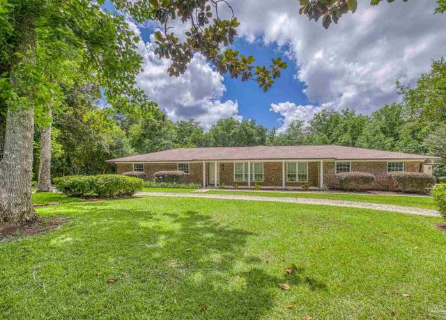 Property at 1213 Tecumseh Pl, Pensacola, FL 32514, 4 beds, 3 baths