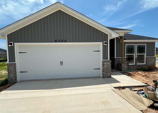 Property at 6303 Goose Pond St, Midway, FL 32563, 3 beds, 2 baths
