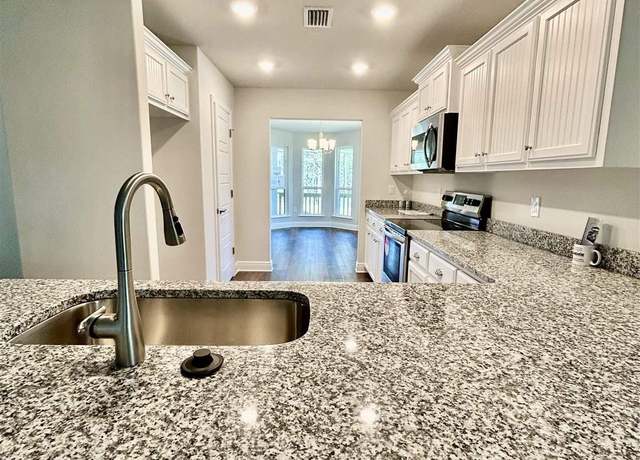 Property at 12107 Emerald Heights Ln Unit 6B, Pensacola, FL 32506, 3 beds, 2 baths