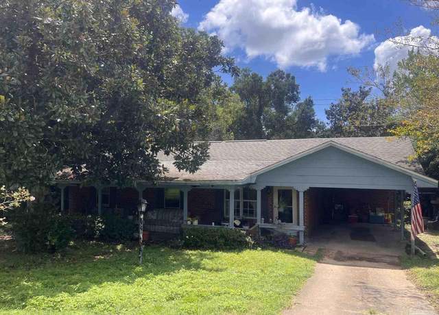 Property at 3013 W La Rua St, Pensacola, FL 32505, 4 beds, 2 baths