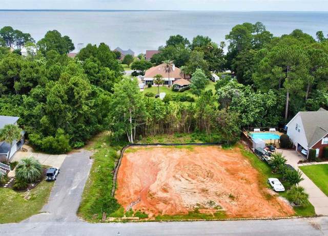 Property at 3878 Captains Ct, Gulf Breeze, FL 32563