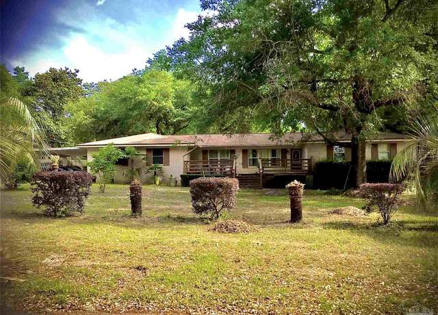 Property at 2529 Corral Dr, Cantonment, FL 32533, 3 beds, 2.5 baths