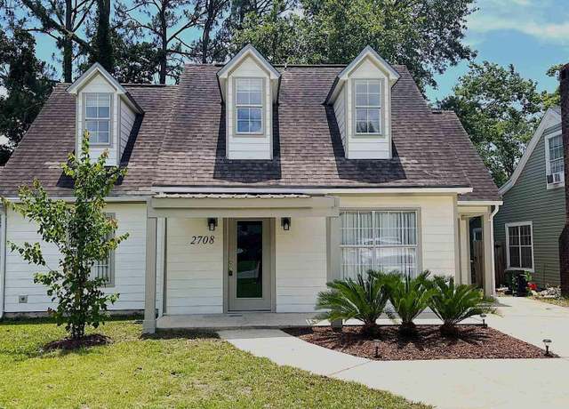 Property at 2708 Willow Grove Ln, Ft Walton Beach, FL 32547, 4 beds, 2.5 baths