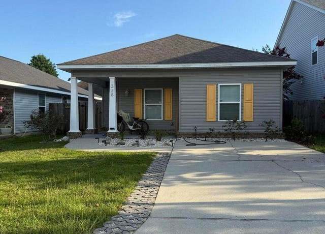 Property at 238 Cottage View Dr, Pensacola, FL 32507, 3 beds, 2 baths