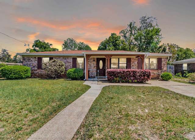 Property at 718 N 75th Ave, Pensacola, FL 32506, 3 beds, 2 baths