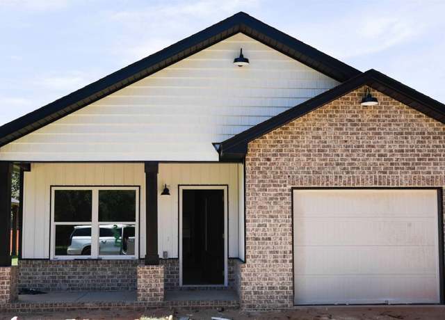 Property at 205 Charleston Dr, Pensacola, FL 32534, 3 beds, 2 baths