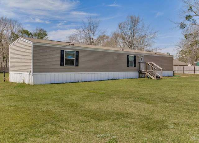 Property at 2213 Farm Rd, Jay, FL 32565, 3 beds, 2 baths