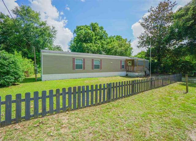 Property at 4684 Fowler Dr, Pace, FL 32571, 3 beds, 2 baths
