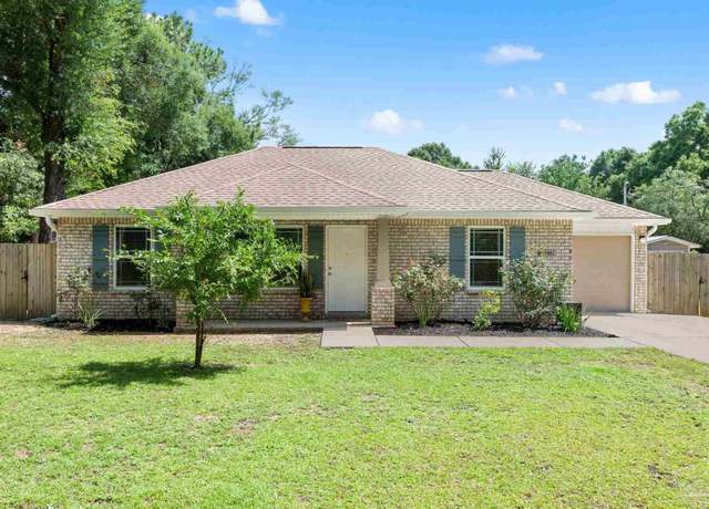Property at 5951 Country Club Rd, Milton, FL 32570, 3 beds, 2 baths