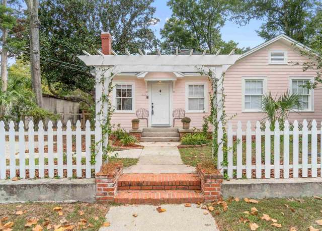 Property at 724 N K St, Pensacola, FL 32501, 3 beds, 1 bath
