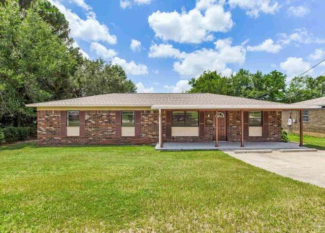 Property at 7125 Ben Sasser Dr, Pensacola, FL 32526, 3 beds, 2 baths