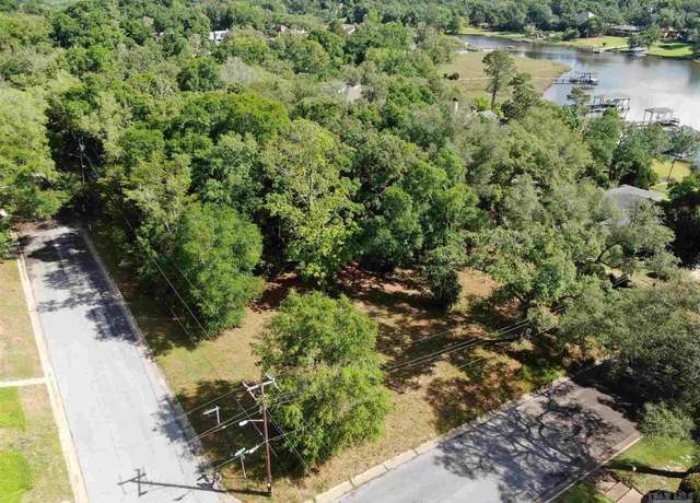 Property at 600 BLK Gamarra Rd, Pensacola, FL 32503