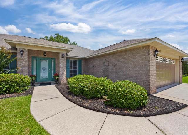 Property at 11388 Aruba Dr, Pensacola, FL 32506, 4 beds, 2 baths