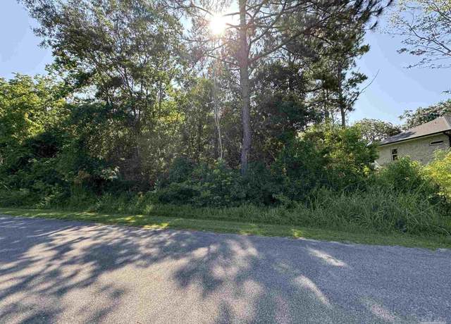Property at 7542 Casa Grande Cir, Milton, FL 32583