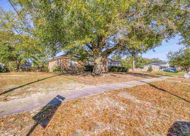 Property at 3960 Lynn Ora Dr, Pensacola, FL 32504, 3 beds, 2 baths