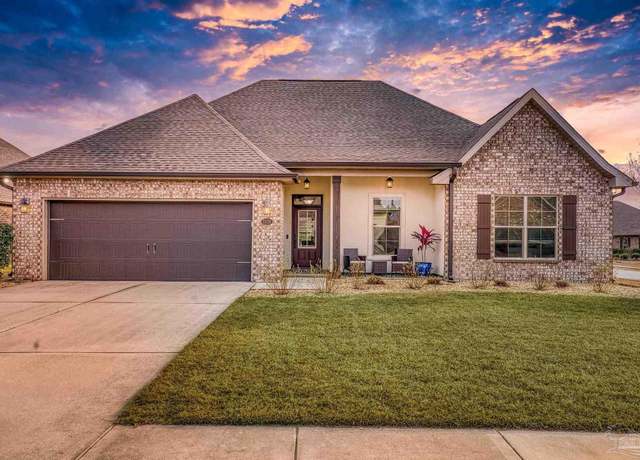 Property at 1526 Sabal Palm Dr, Gulf Breeze, FL 32563, 4 beds, 2 baths