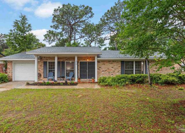 Property at 7915 Le Jeune Dr, Pensacola, FL 32514, 3 beds, 2 baths