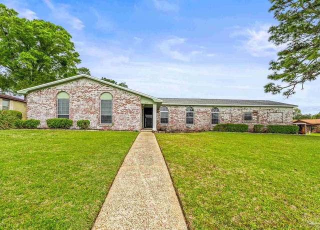 Property at 2510 Tomlinson Rd, Pensacola, FL 32526, 4 beds, 2 baths