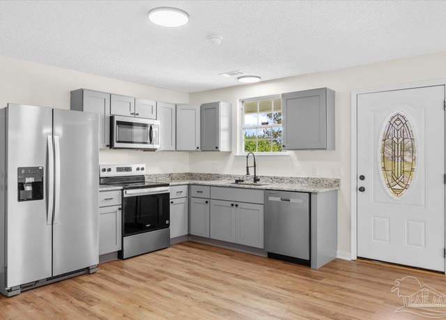 Property at 8821 Camshire Cir, Pensacola, FL 32507, 4 beds, 2 baths