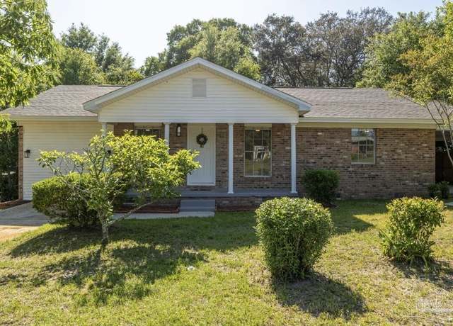 Property at 6305 Fairview Dr, Pensacola, FL 32505, 3 beds, 2 baths