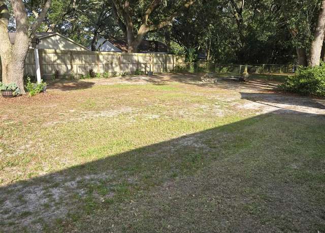 Property at 4680 Tradewinds Dr, Pensacola, FL 32514, 3 beds, 2 baths