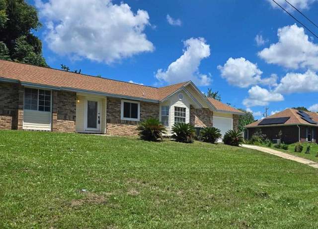 Property at 4680 Tradewinds Dr, Pensacola, FL 32514, 3 beds, 2 baths