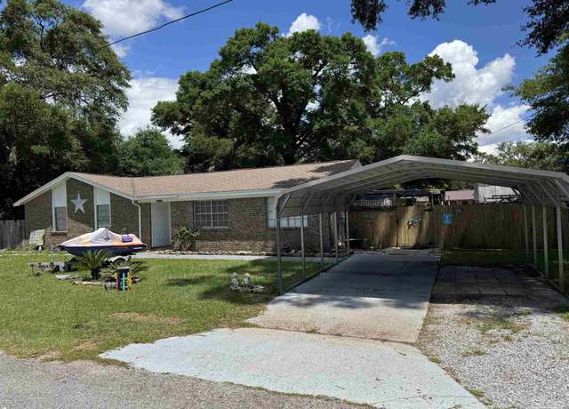 Property at 6535 Kennington Cir, Milton, FL 32570, 3 beds, 2 baths