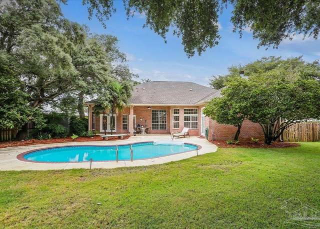 Property at 2520 Abbie Elizabeth Ct, Gulf Breeze, FL 32563, 4 beds, 3 baths