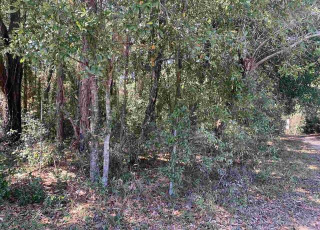 Property at 6327 Summer Lakes Ln, Pensacola, FL 32504