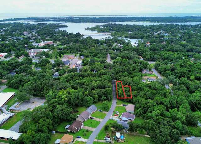 Property at 107 N Jamaica St, Pensacola, FL 32507